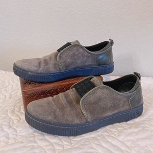 Born Suede Leather Slip Ons Sneakers Flats Brown Black Comfort Size 7